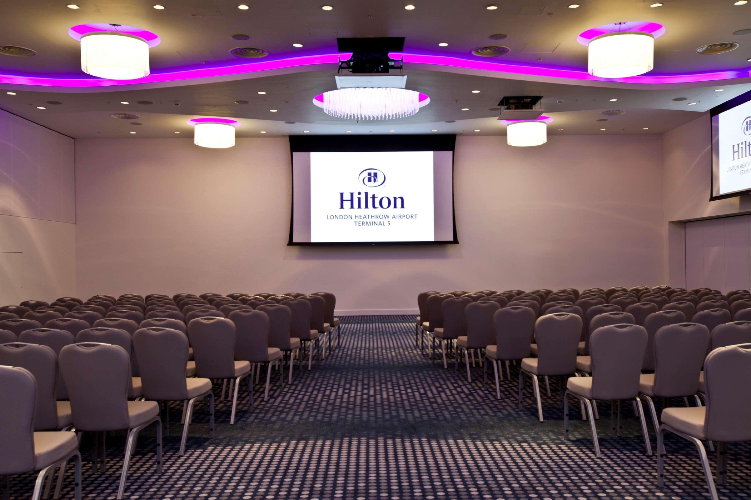 Hilton London Heathrow Airport Terminal 5 Hotel Hillingdon Exterior photo